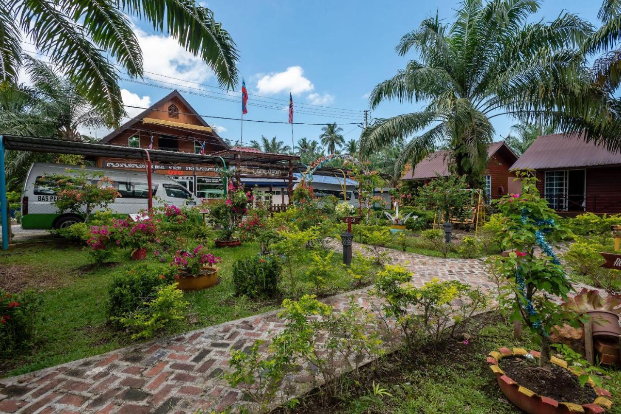 Bubul Village Stay Semporna Buitenkant foto