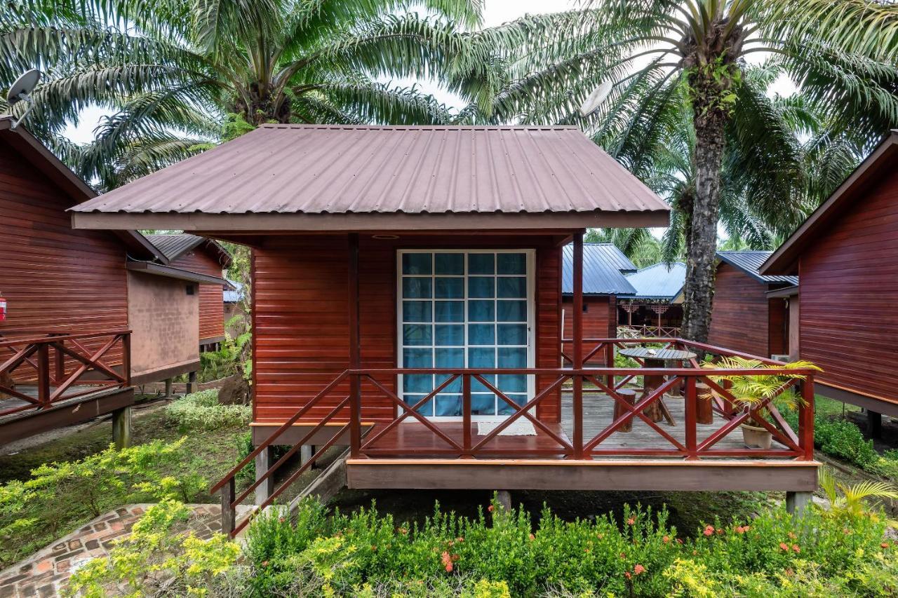 Bubul Village Stay Semporna Buitenkant foto