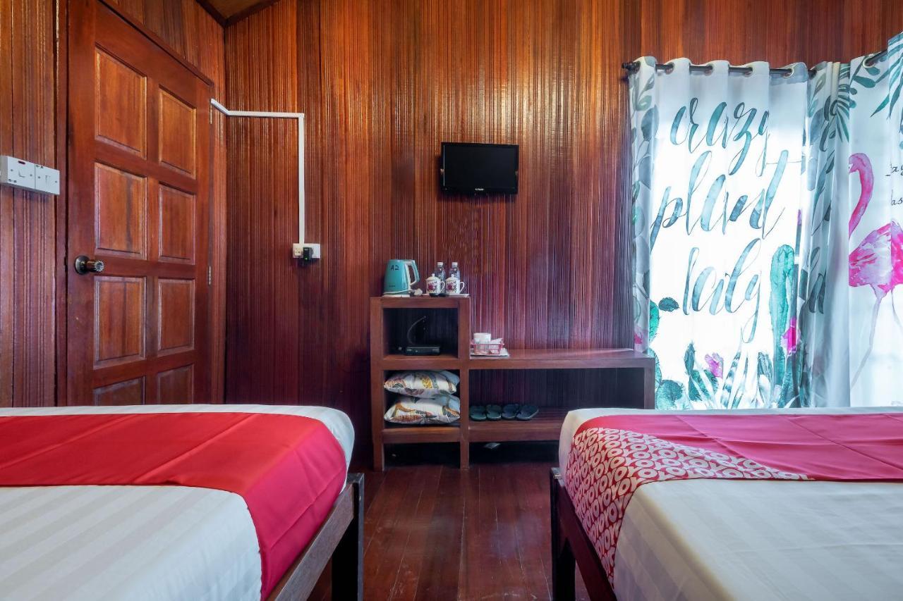 Bubul Village Stay Semporna Buitenkant foto